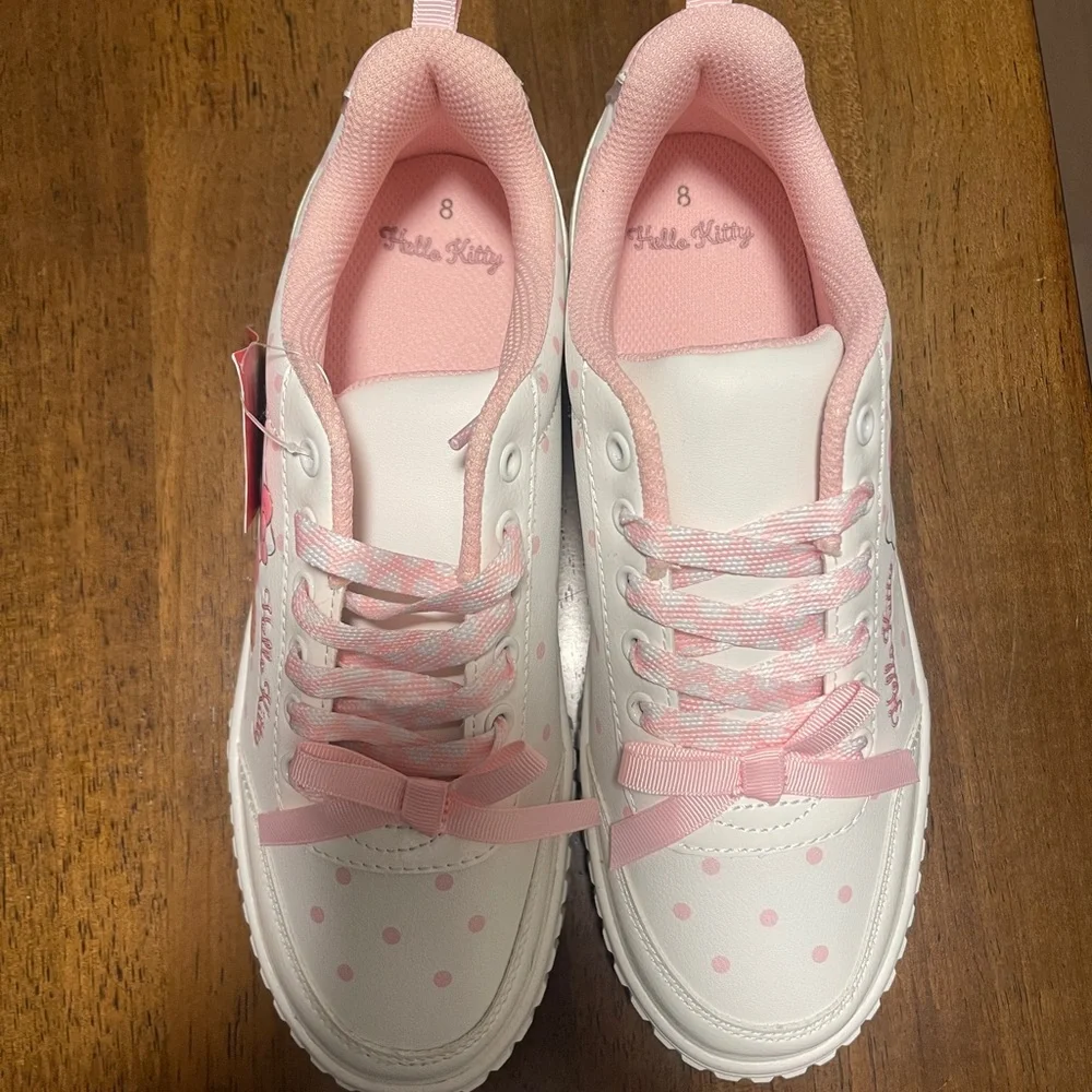 Hello Kitty Sneakers - Picture 4 of 6